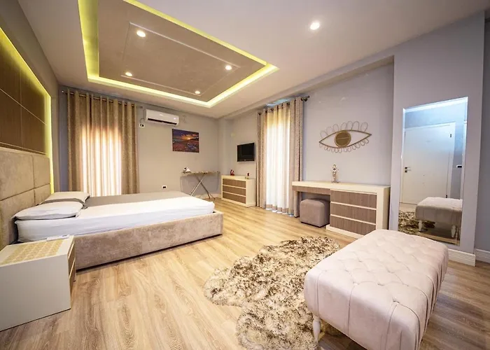 Milestone Deluxe * Tirana