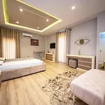 Milestone Deluxe * Tirana