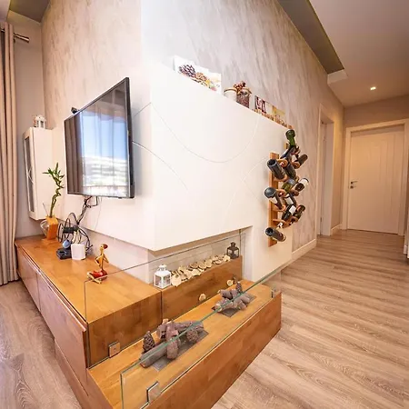 Milestone Deluxe * Tiran