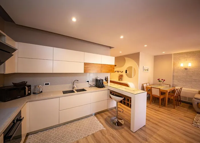 Milestone Deluxe Apartment Tirana